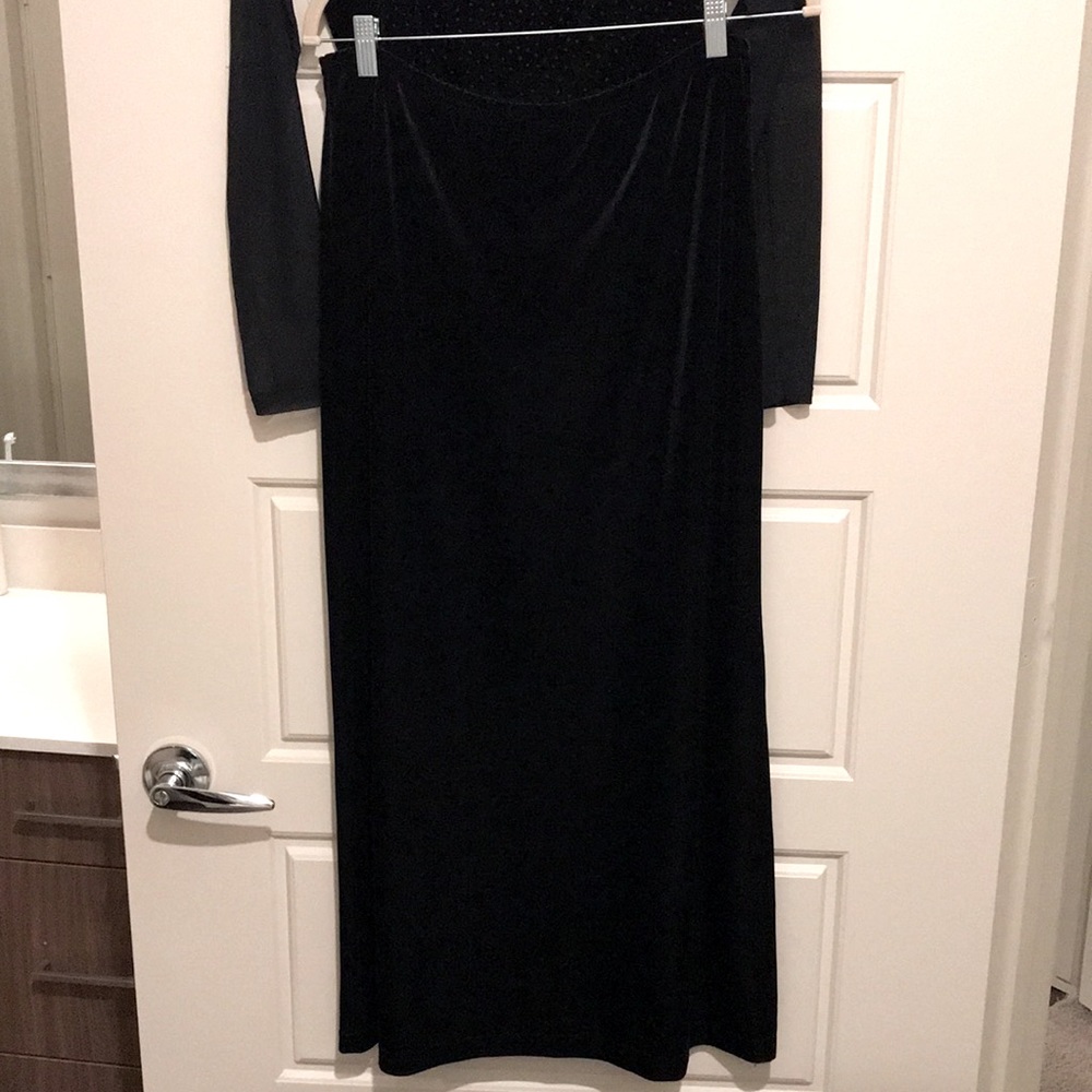 Matching Set - Picture 3 of 3